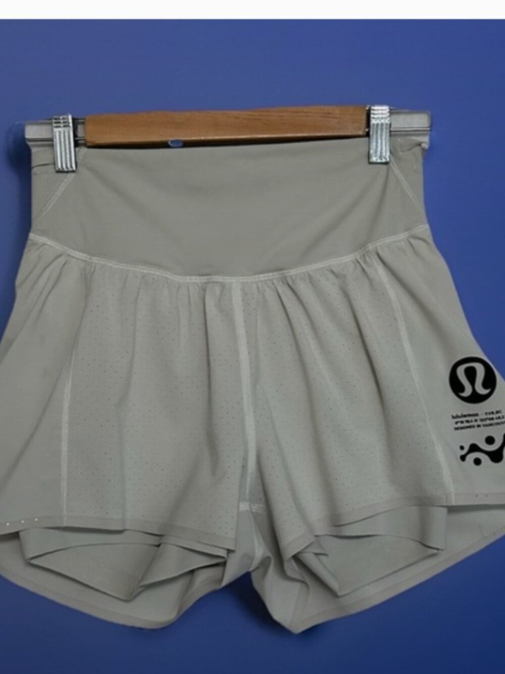 Lululemon Nulux Road to Trail High-Rise Short Shorts Bone Off White Sz 4